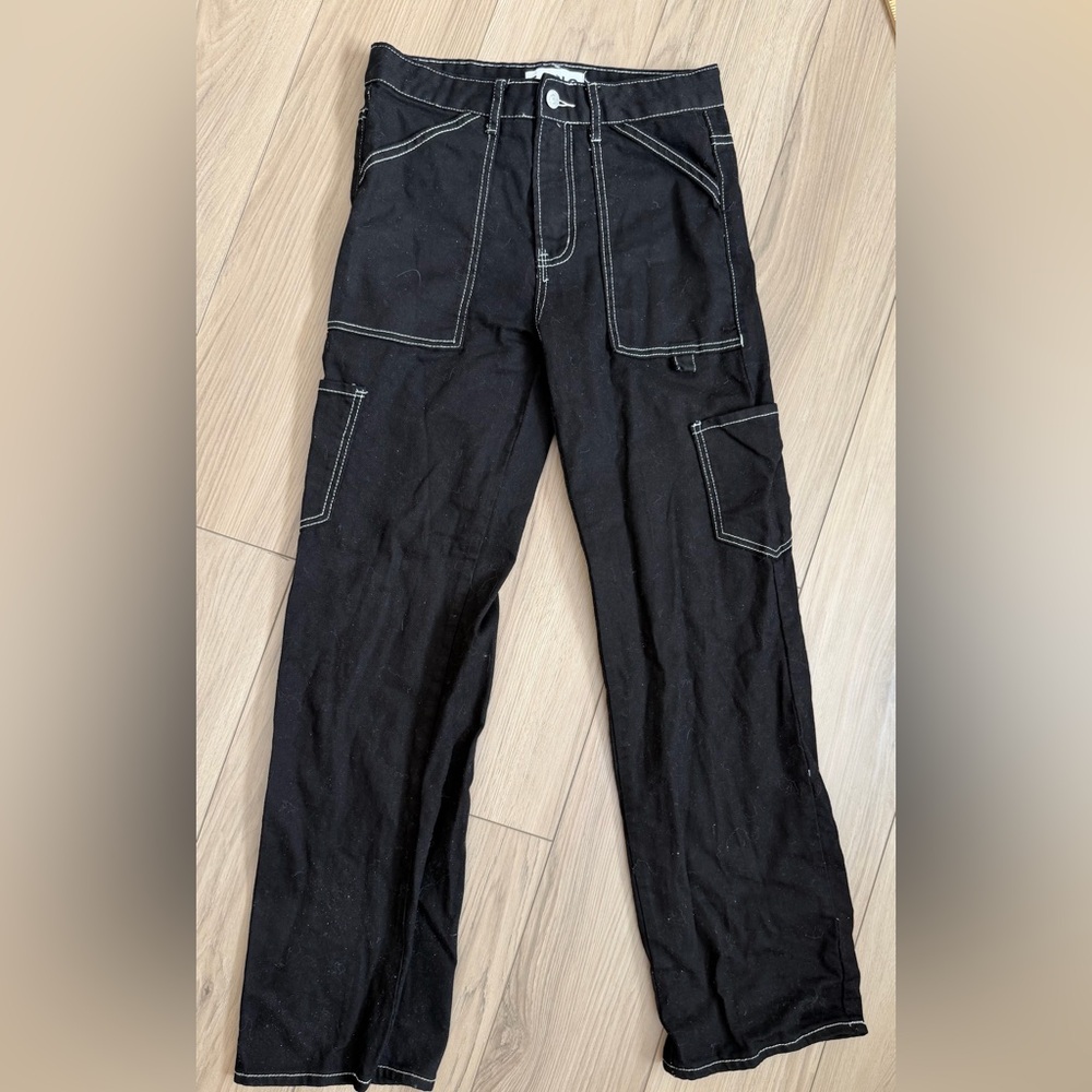 SONG Black Mid Rise 90’s Cargo Pants. sz 3